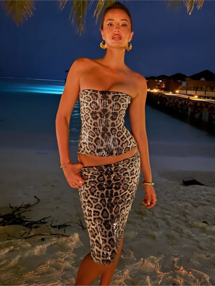 Woman 2 Piece Set Outfit Sexy  - Pipe Bending Spring ulasan dan harga