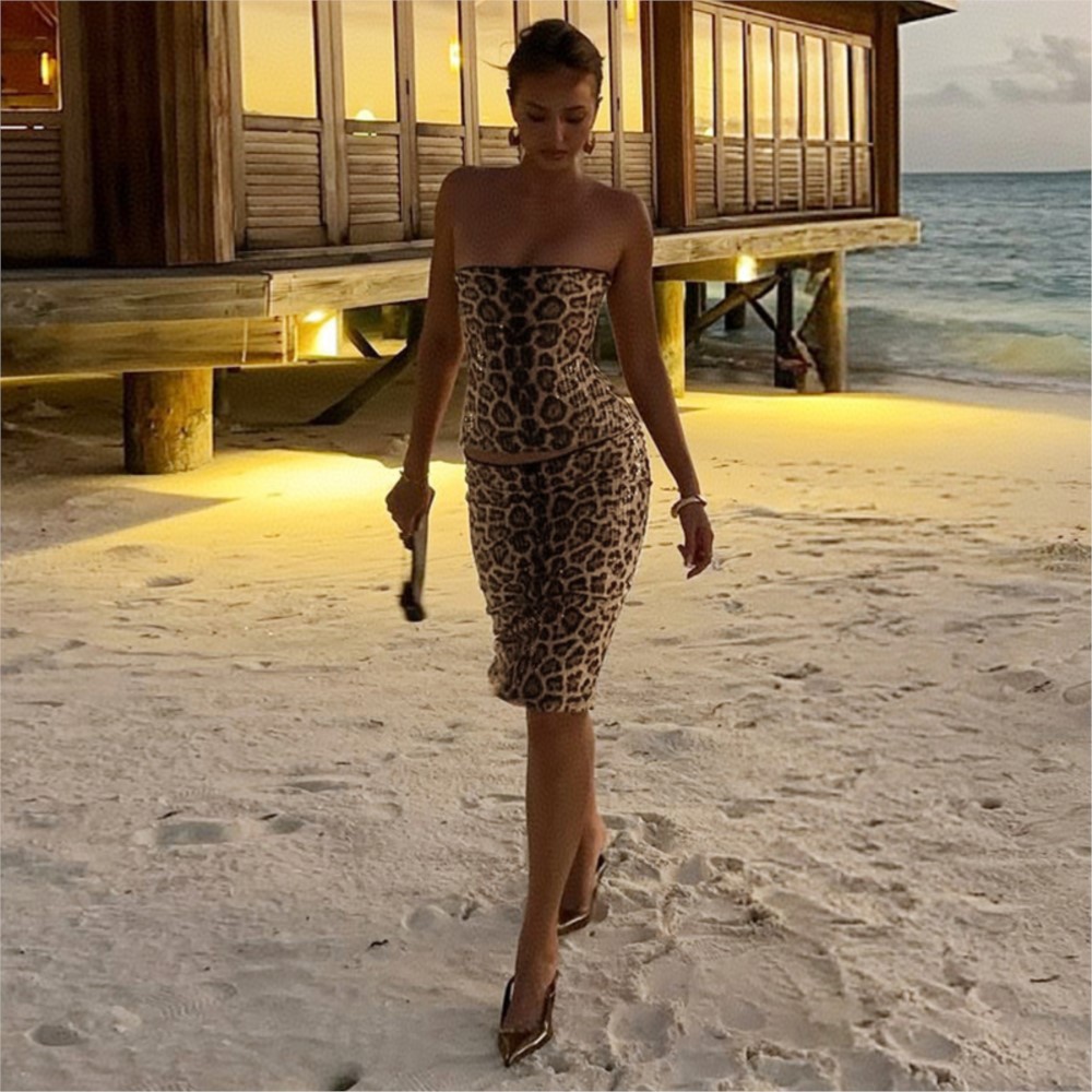 Woman 2 Piece Set Outfit Sexy  - Pipe Bending Spring ulasan dan harga
